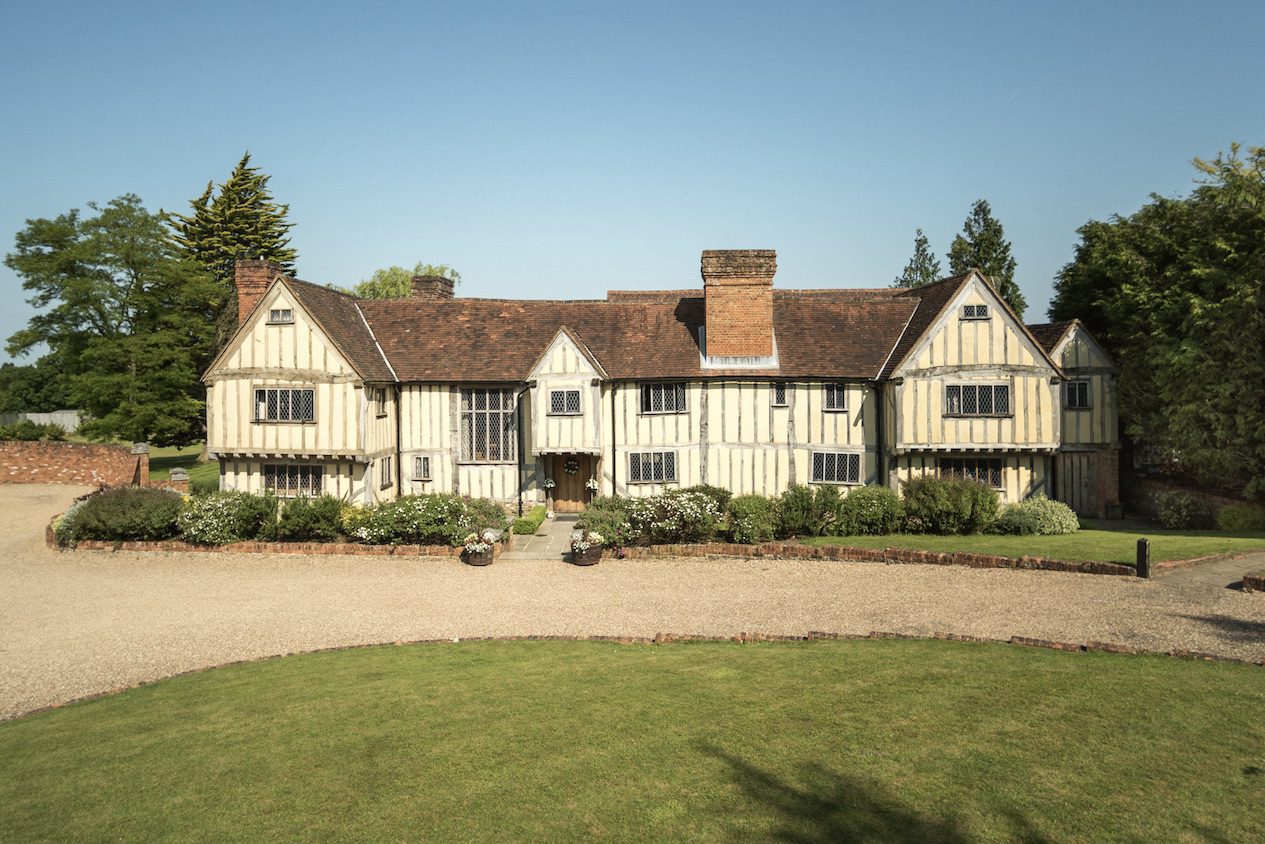 How To Find The Perfect Wedding Venue