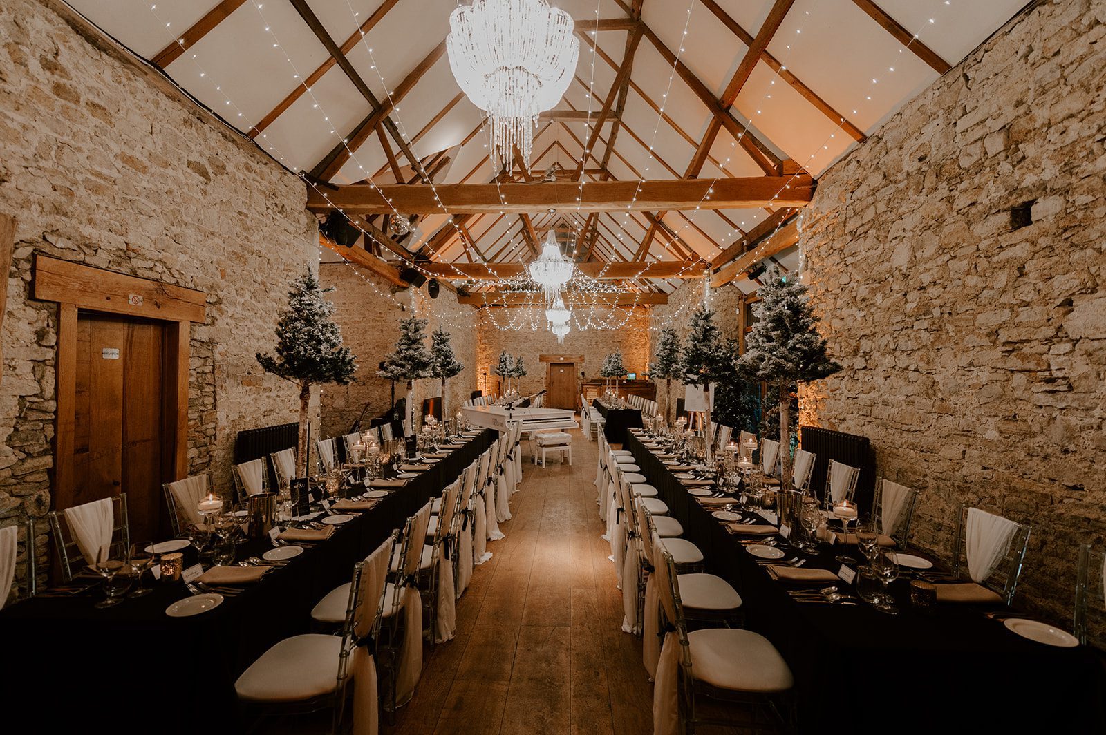 Monks Refectory meal at Notley Abbey near London